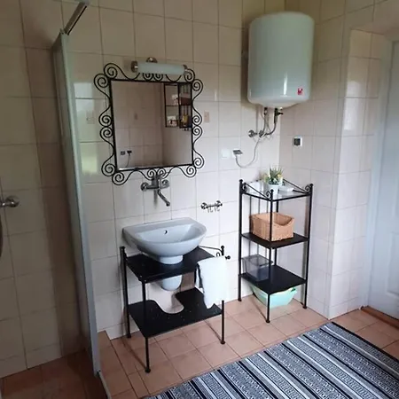 Semesterbostad Kaszubskie Siedlisko Szkodnikowka Skwierawy