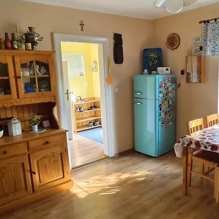 Kaszubskie Siedlisko Szkodnikowka * Skwierawy