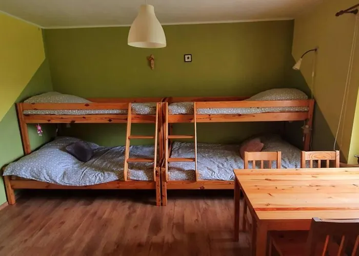 Kaszubskie Siedlisko Szkodnikowka * Skwierawy