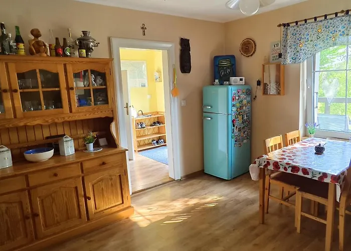 Kaszubskie Siedlisko Szkodnikowka * Skwierawy